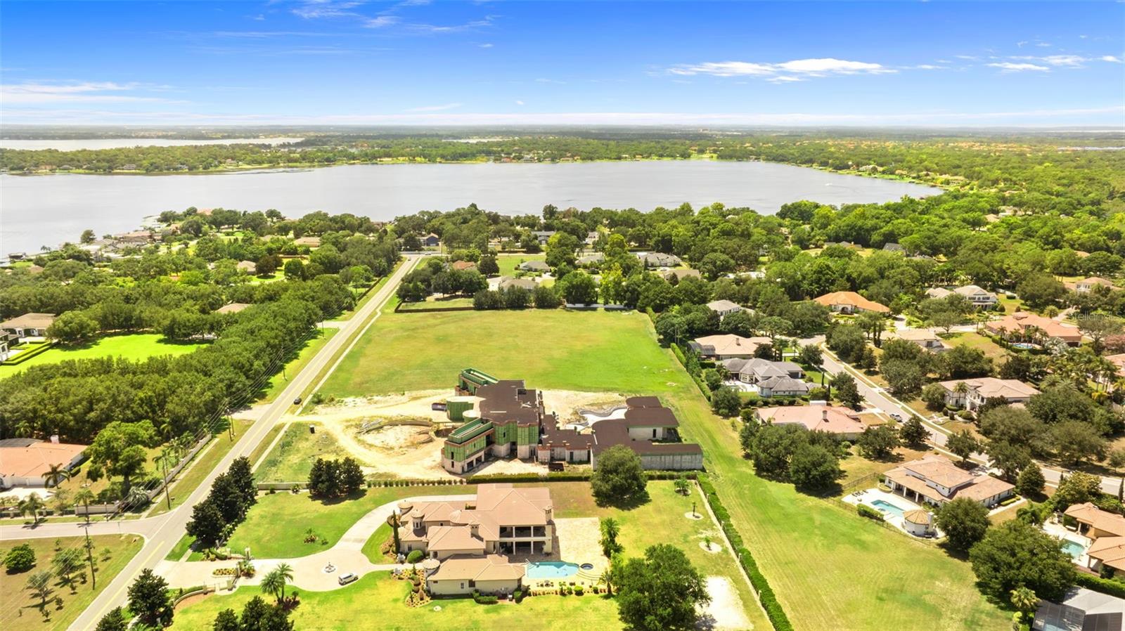 WINDSOR HILL - Residential