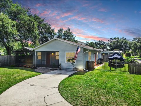 Photo of 313 Congress Street, Oldsmar, FL 34677 (MLS # TB8410740) Photo of 313 Congress Street, Oldsmar, FL 34677 (MLS # TB8410740)