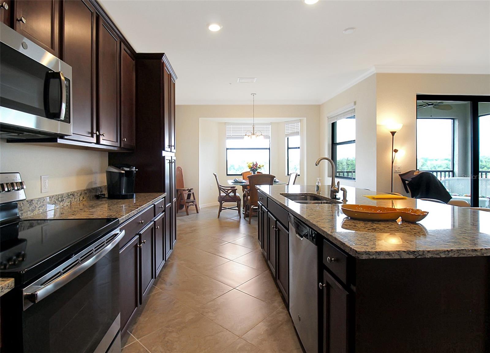 TERRACE III AT LAKEWOOD NATIONAL PH I - Residential Lease