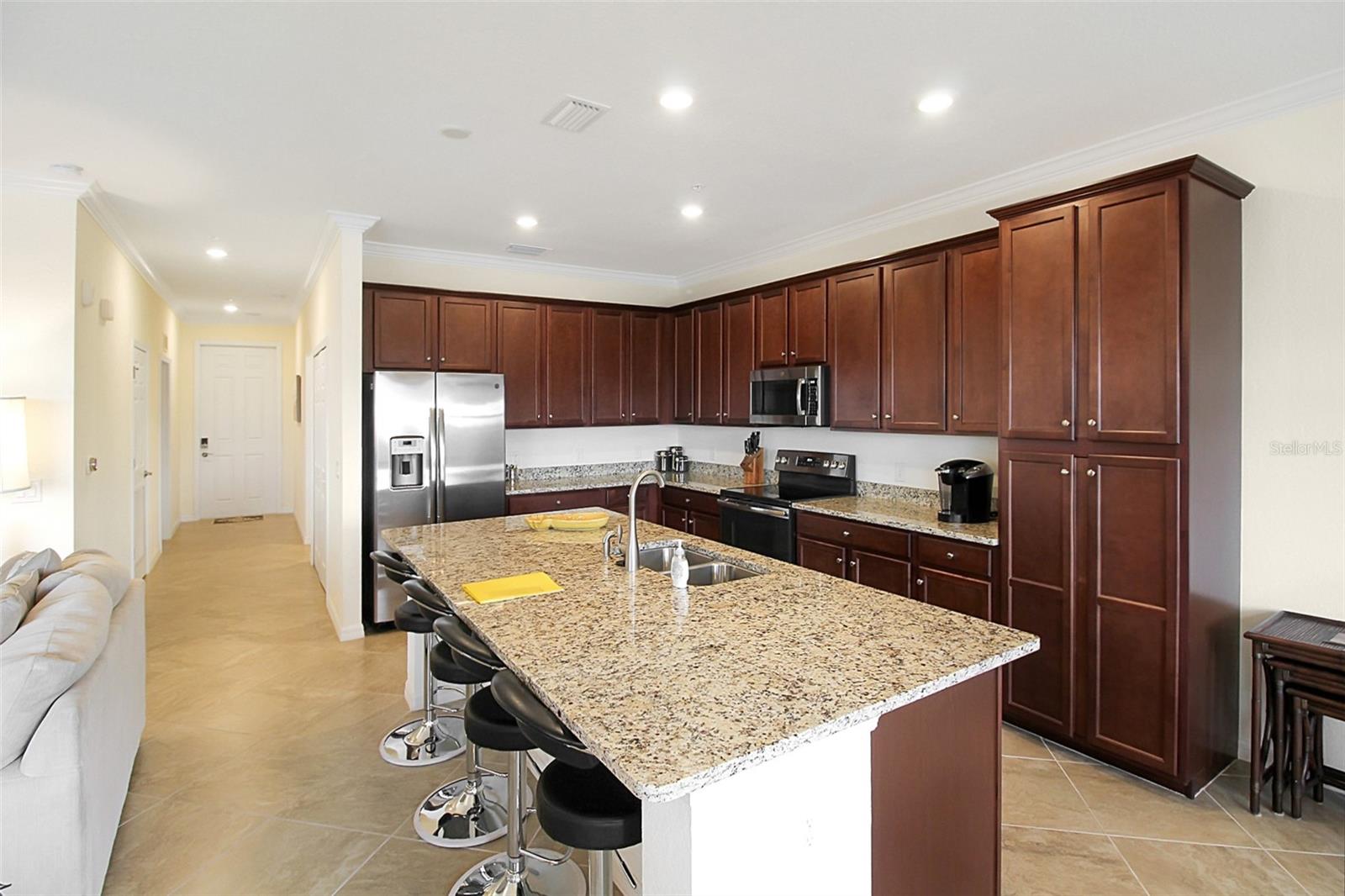 TERRACE III AT LAKEWOOD NATIONAL PH I - Residential Lease