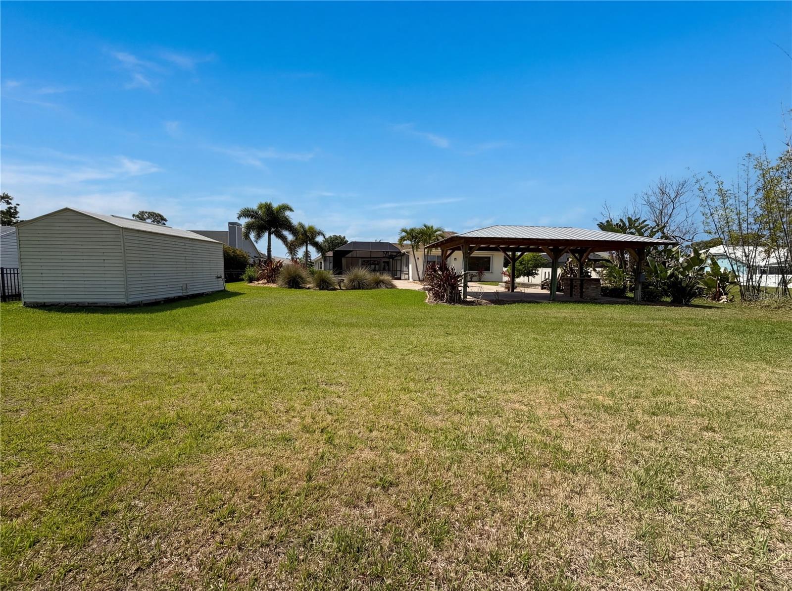 BAY VISTA BLVD - Residential