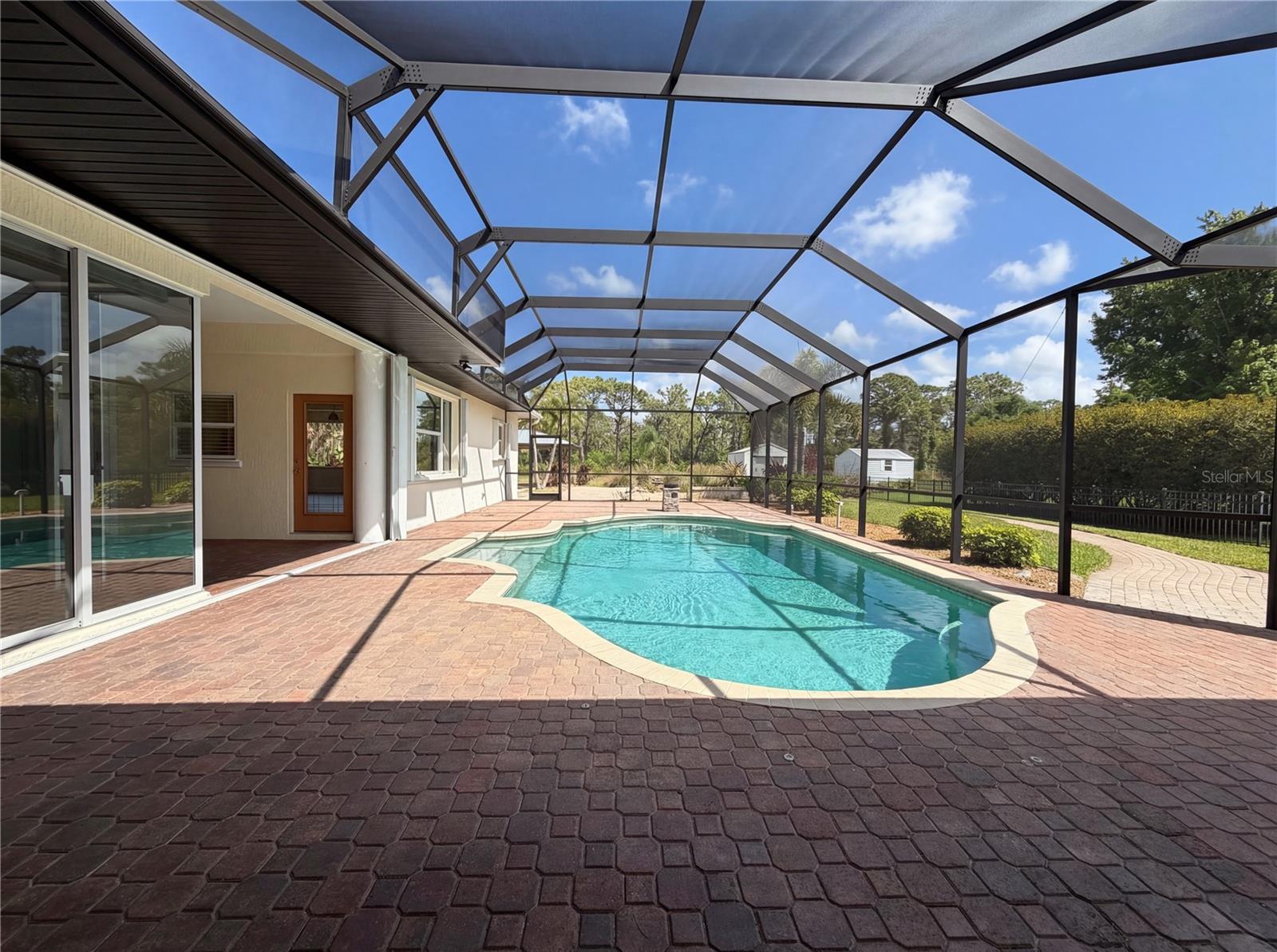 BAY VISTA BLVD - Residential