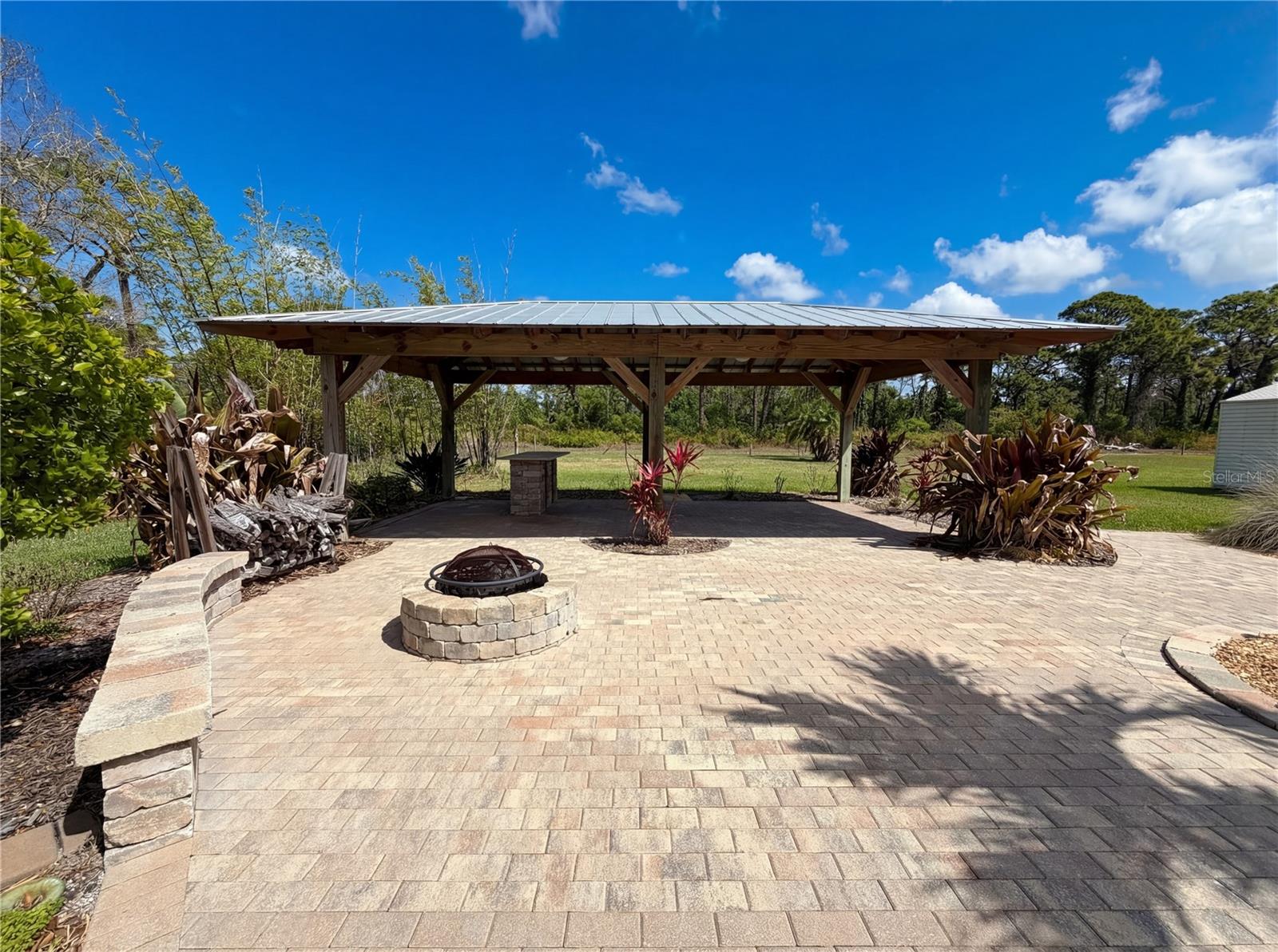 BAY VISTA BLVD - Residential