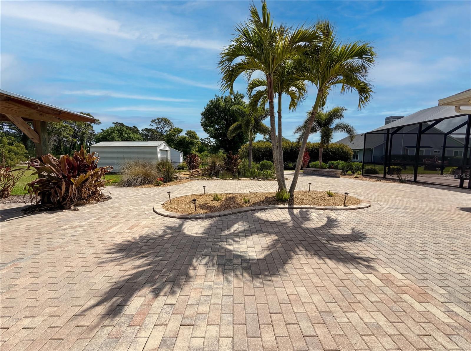 BAY VISTA BLVD - Residential