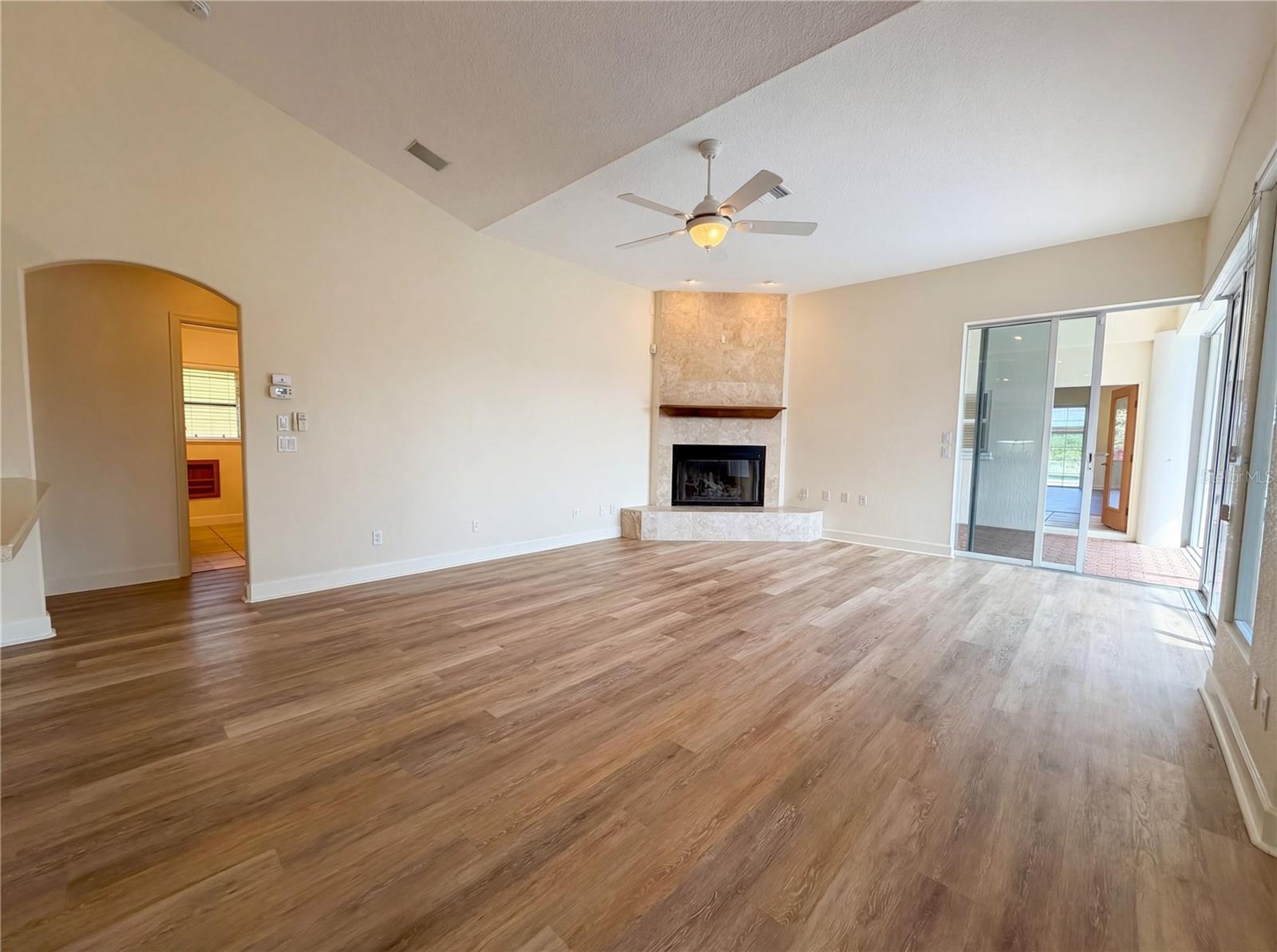 BAY VISTA BLVD - Residential