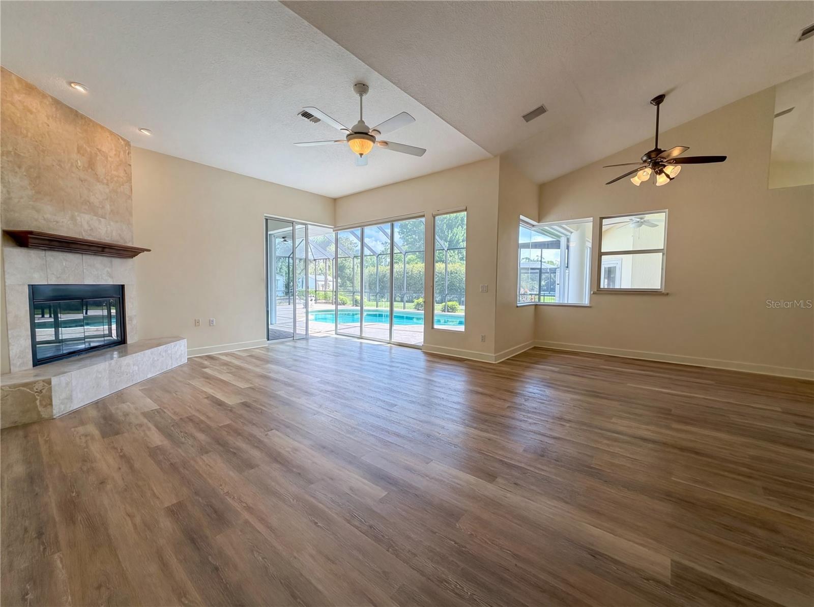 BAY VISTA BLVD - Residential