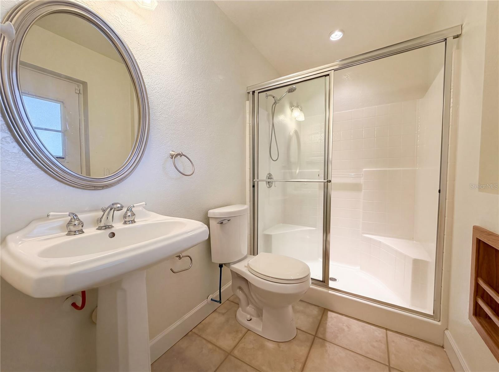 BAY VISTA BLVD - Residential