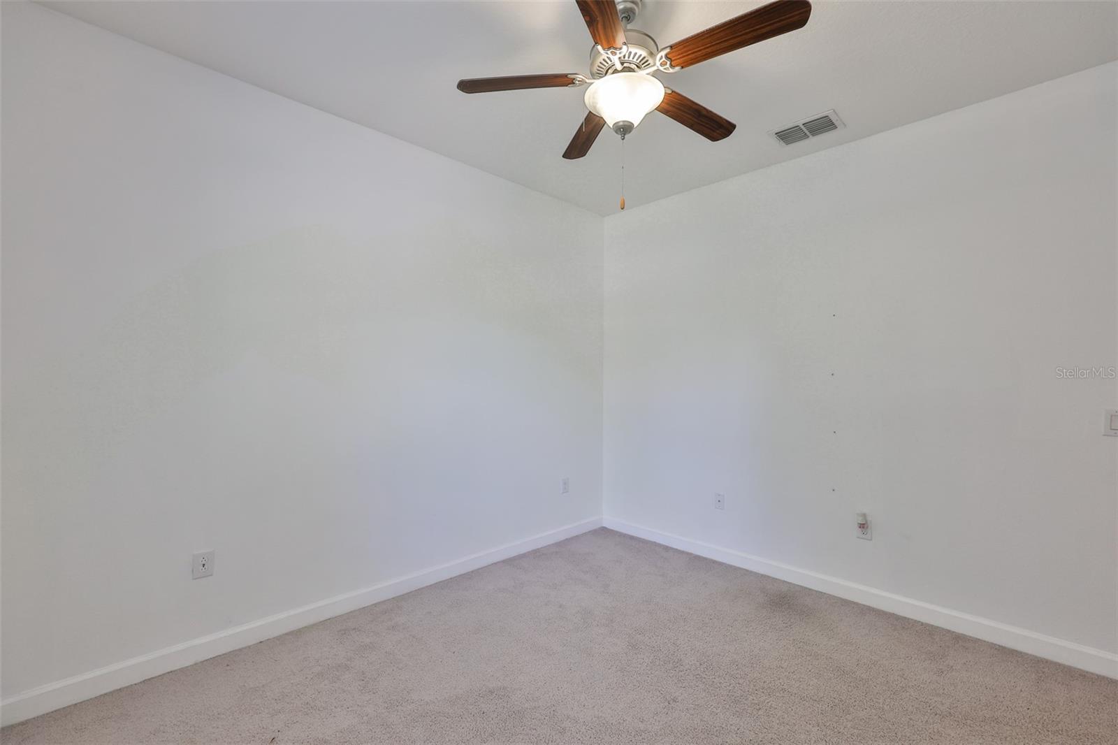 ENCLAVE AT BOYETTE PH 2 - Residential Lease