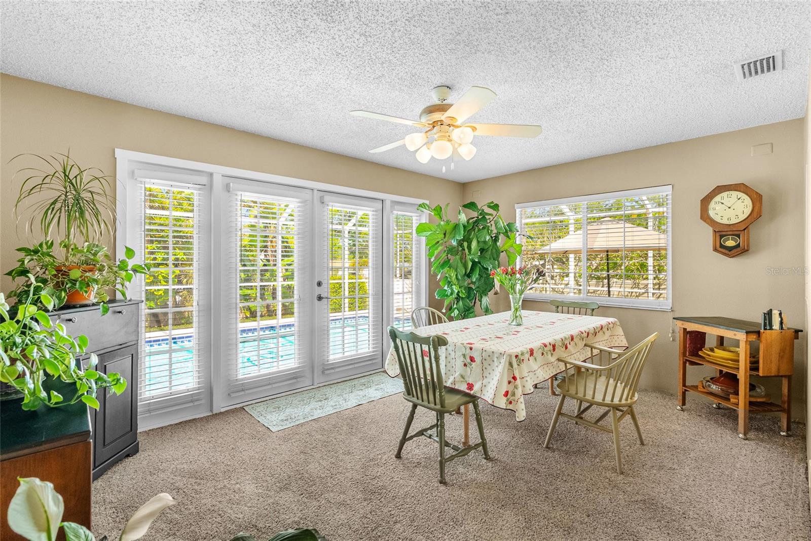 YELLOW BANKS GROVE 3RD ADD - Residential