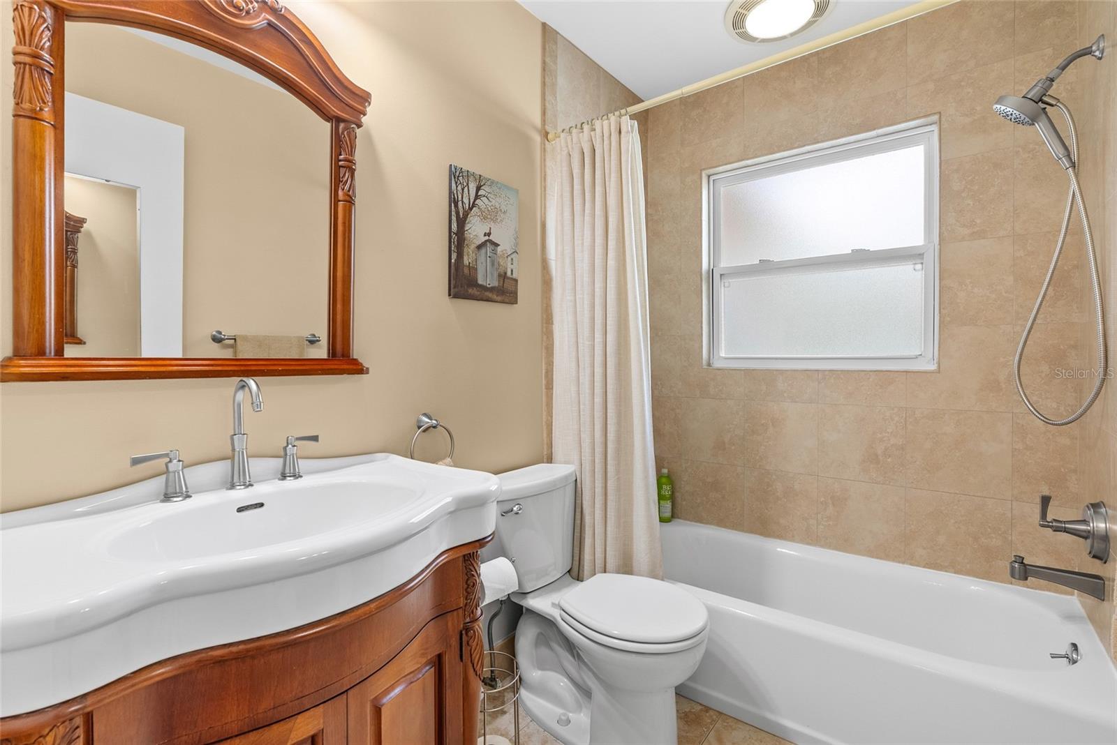 YELLOW BANKS GROVE 3RD ADD - Residential