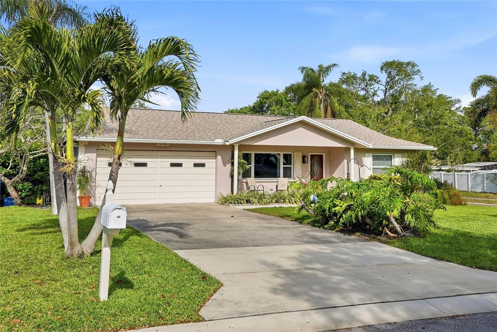 Photo of 12196 144th Lane, Largo, FL 33774 (MLS # TB8492431)