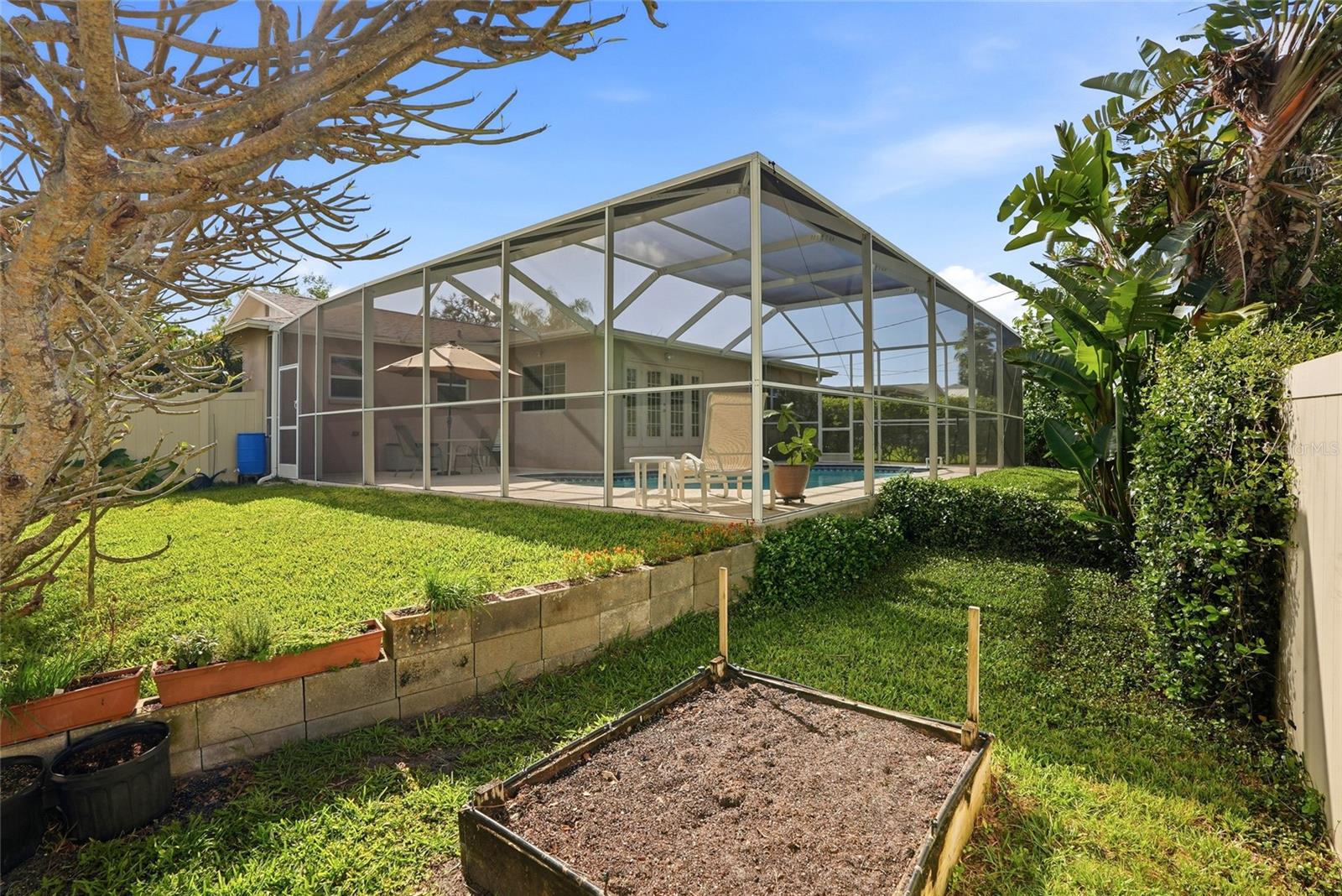 YELLOW BANKS GROVE 3RD ADD - Residential