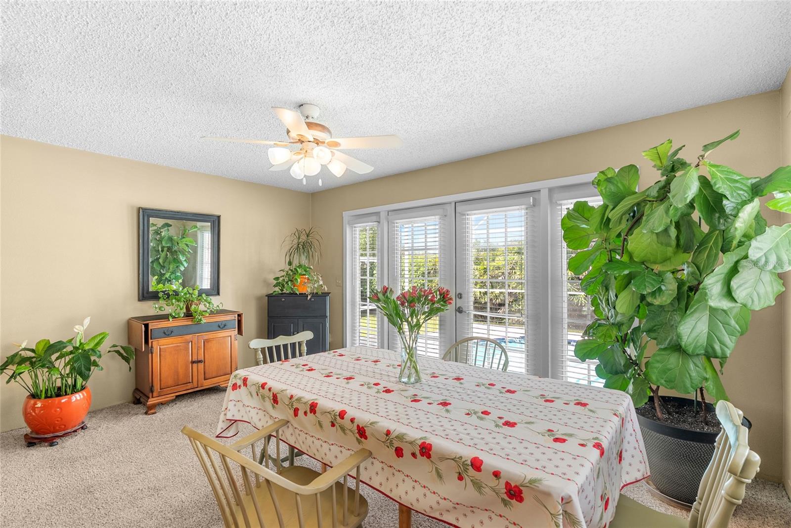 YELLOW BANKS GROVE 3RD ADD - Residential