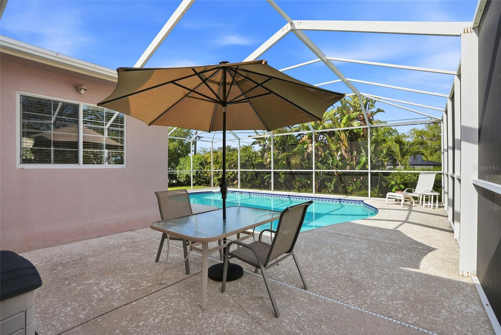 YELLOW BANKS GROVE 3RD ADD - Residential