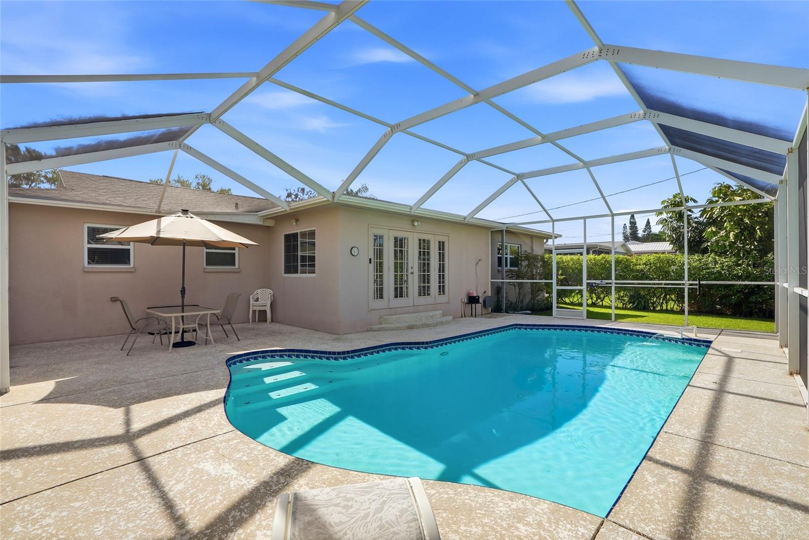 YELLOW BANKS GROVE 3RD ADD - Residential