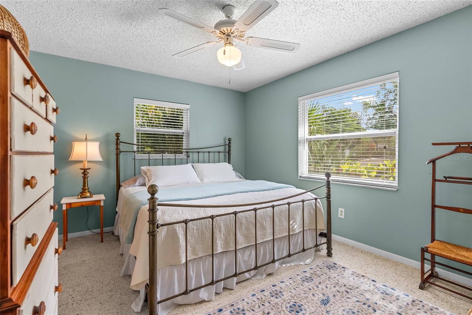 YELLOW BANKS GROVE 3RD ADD - Residential