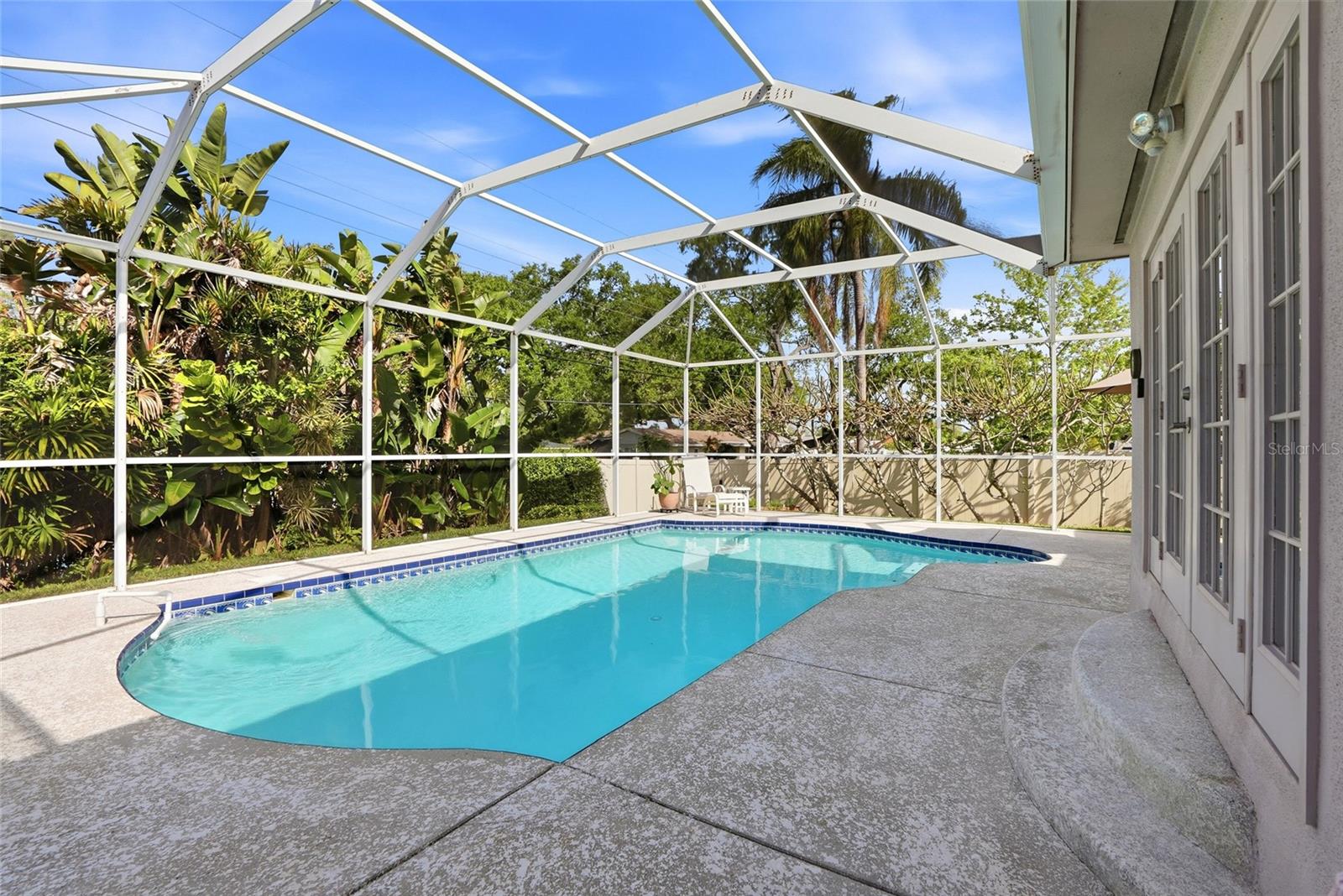 YELLOW BANKS GROVE 3RD ADD - Residential