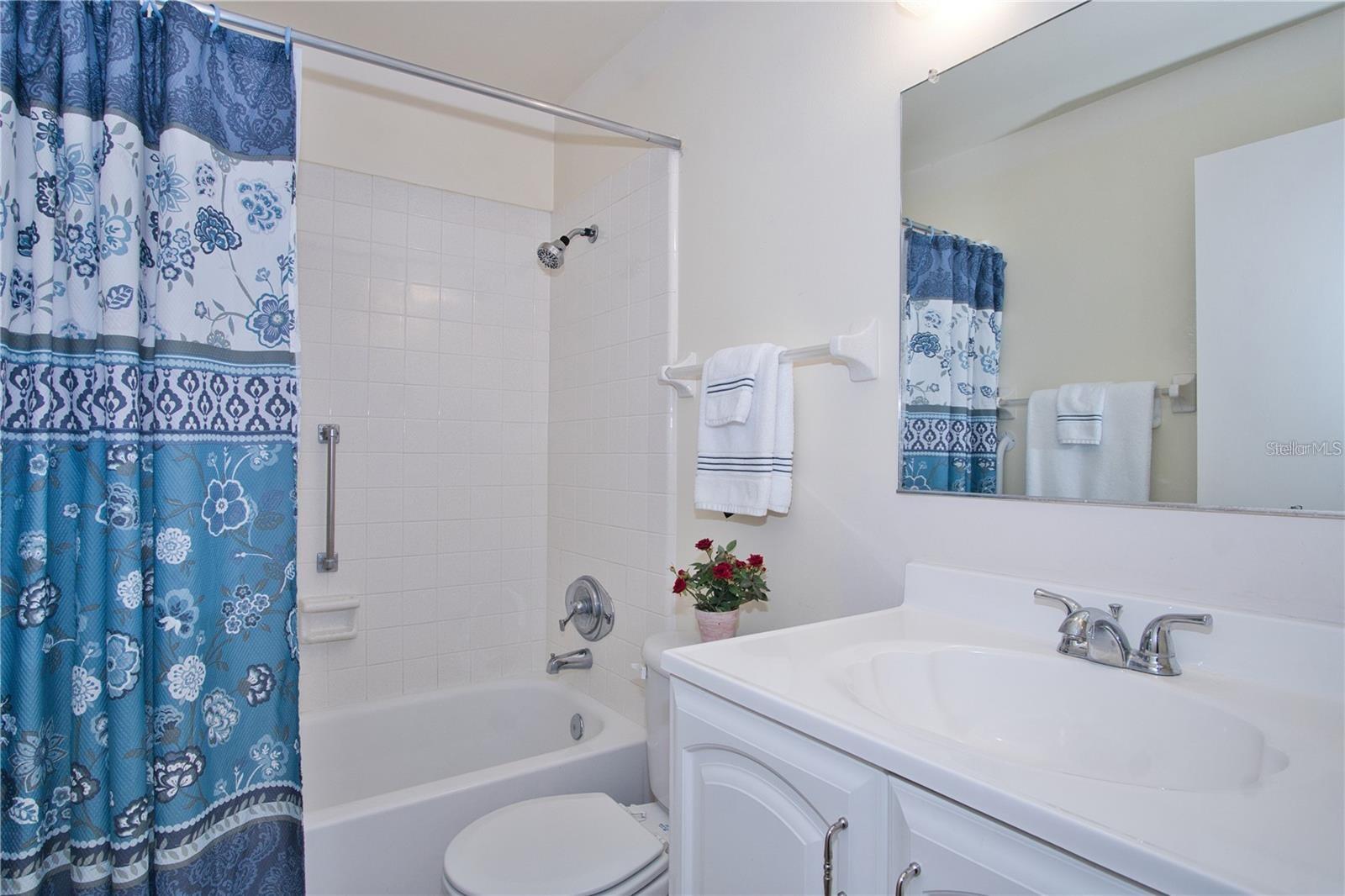 CAMBRIDGE L CONDO REV - Residential