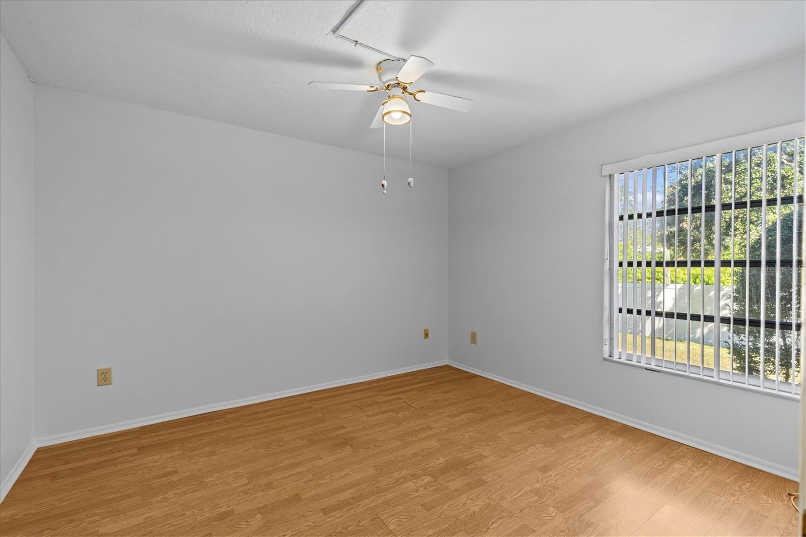 GREEN DOLPHIN PARK CONDO - Residential