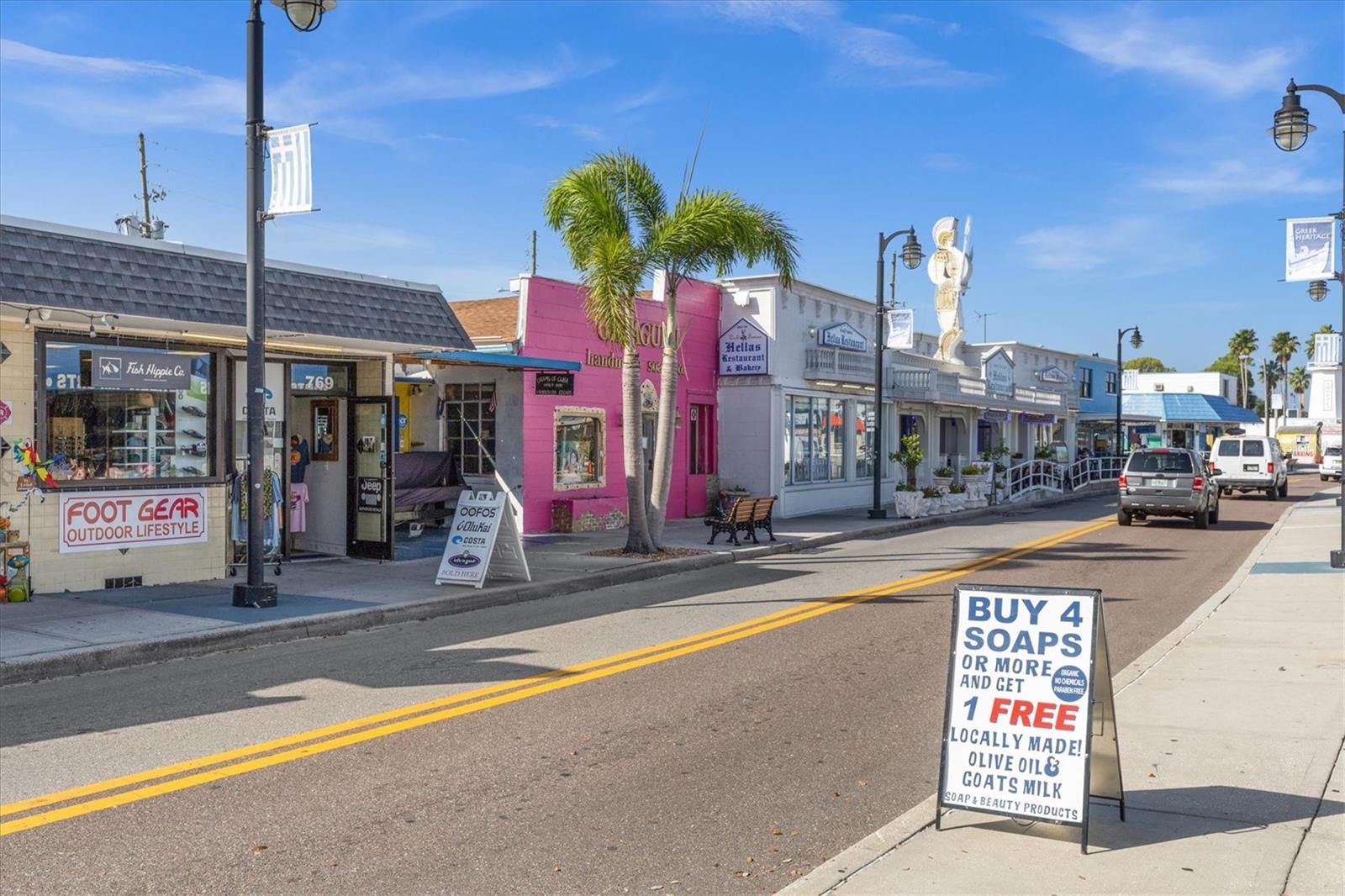 GREEN DOLPHIN PARK CONDO - Residential