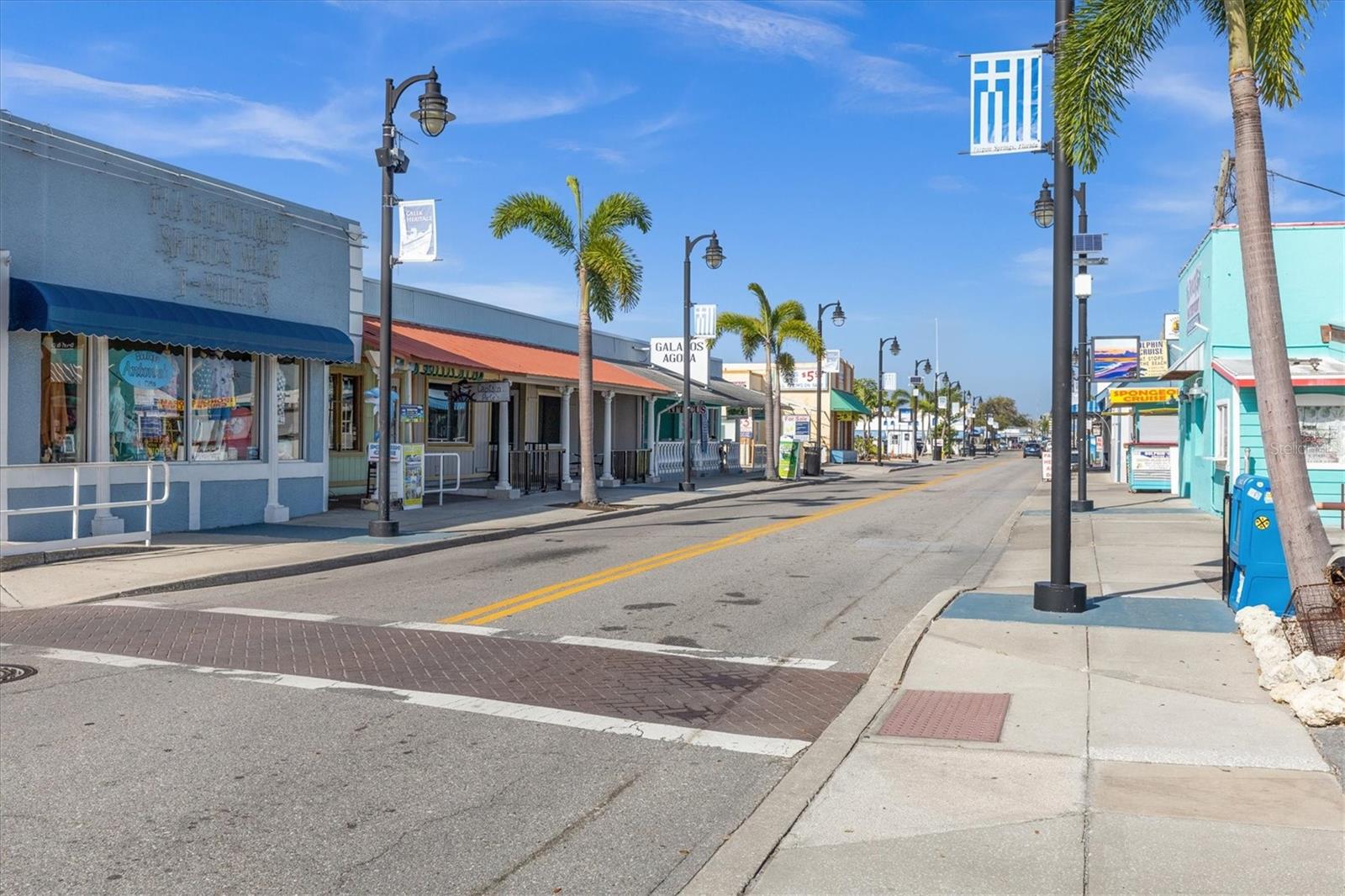 GREEN DOLPHIN PARK CONDO - Residential