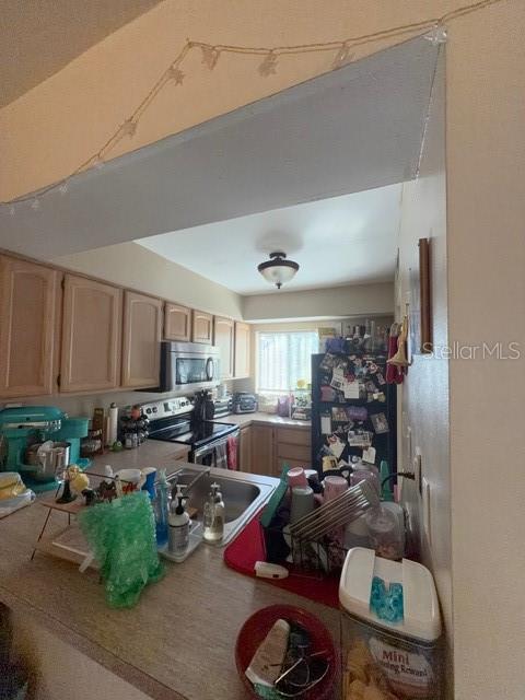 187 SCOTTSDALE SQUARE 187