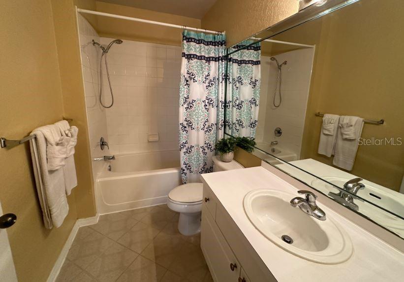 SERENADE ON PALMER RANCH - Residential Lease