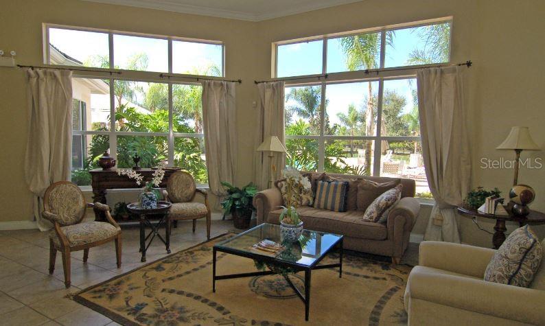 SERENADE ON PALMER RANCH - Residential Lease