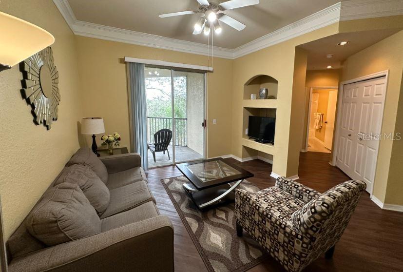 SERENADE ON PALMER RANCH - Residential Lease