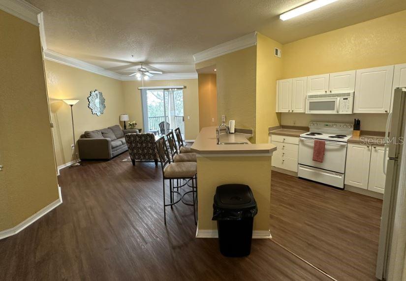 SERENADE ON PALMER RANCH - Residential Lease