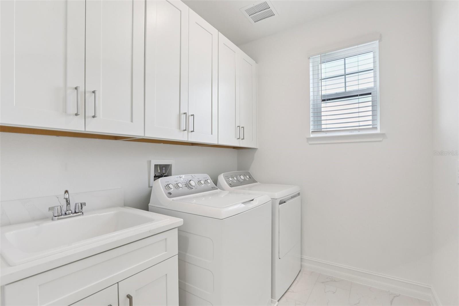 ANTIGUA COVE PH 3B - Residential