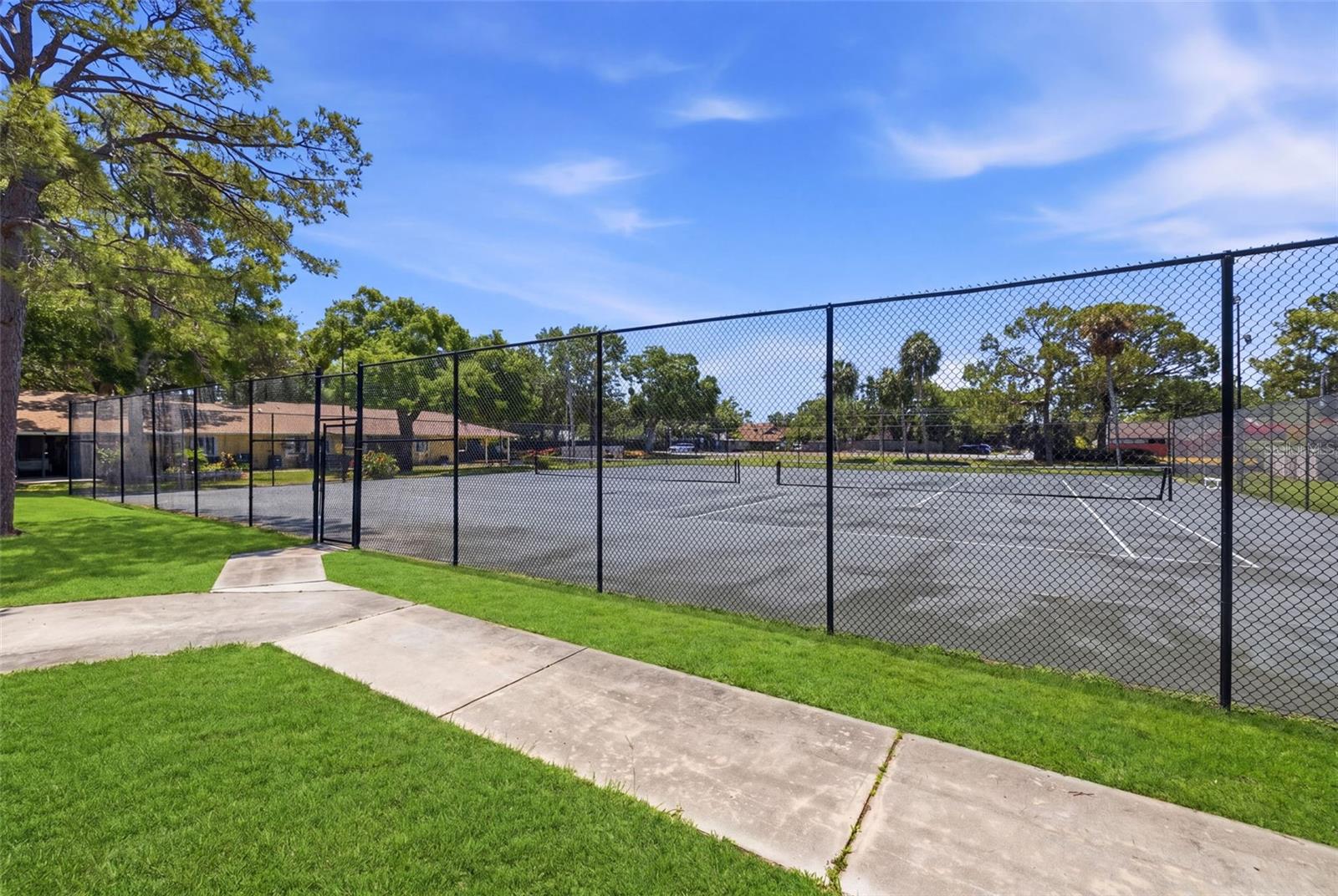 WOODLAKE 1 CONDO - Residential