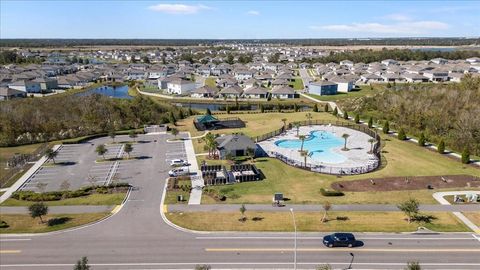 A home in LAKELAND