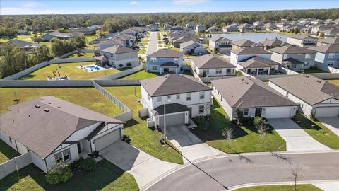 A home in LAKELAND