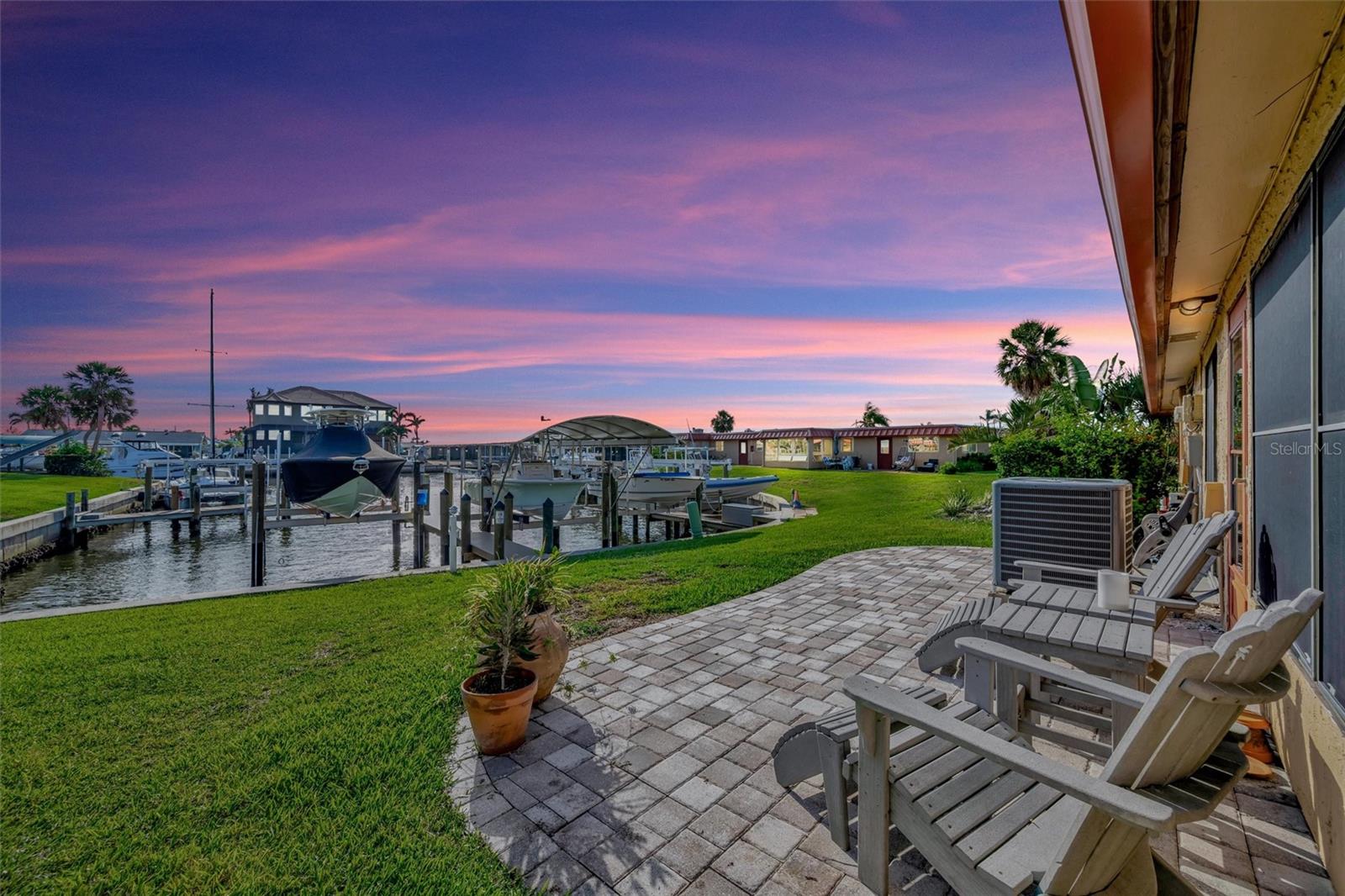 3876 CATALINA DRIVE