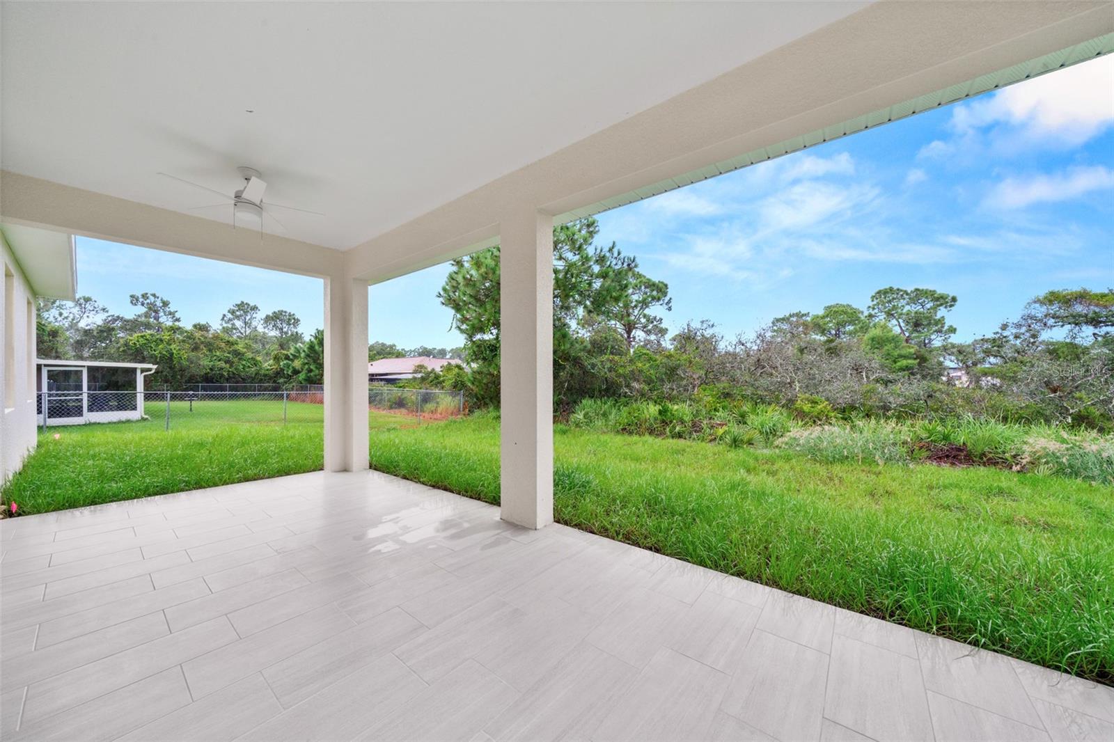 SEBRING COUNTRY ESTATE SEC 03 - Residential