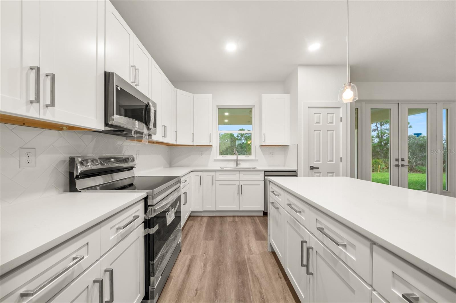 SEBRING COUNTRY ESTATE SEC 03 - Residential