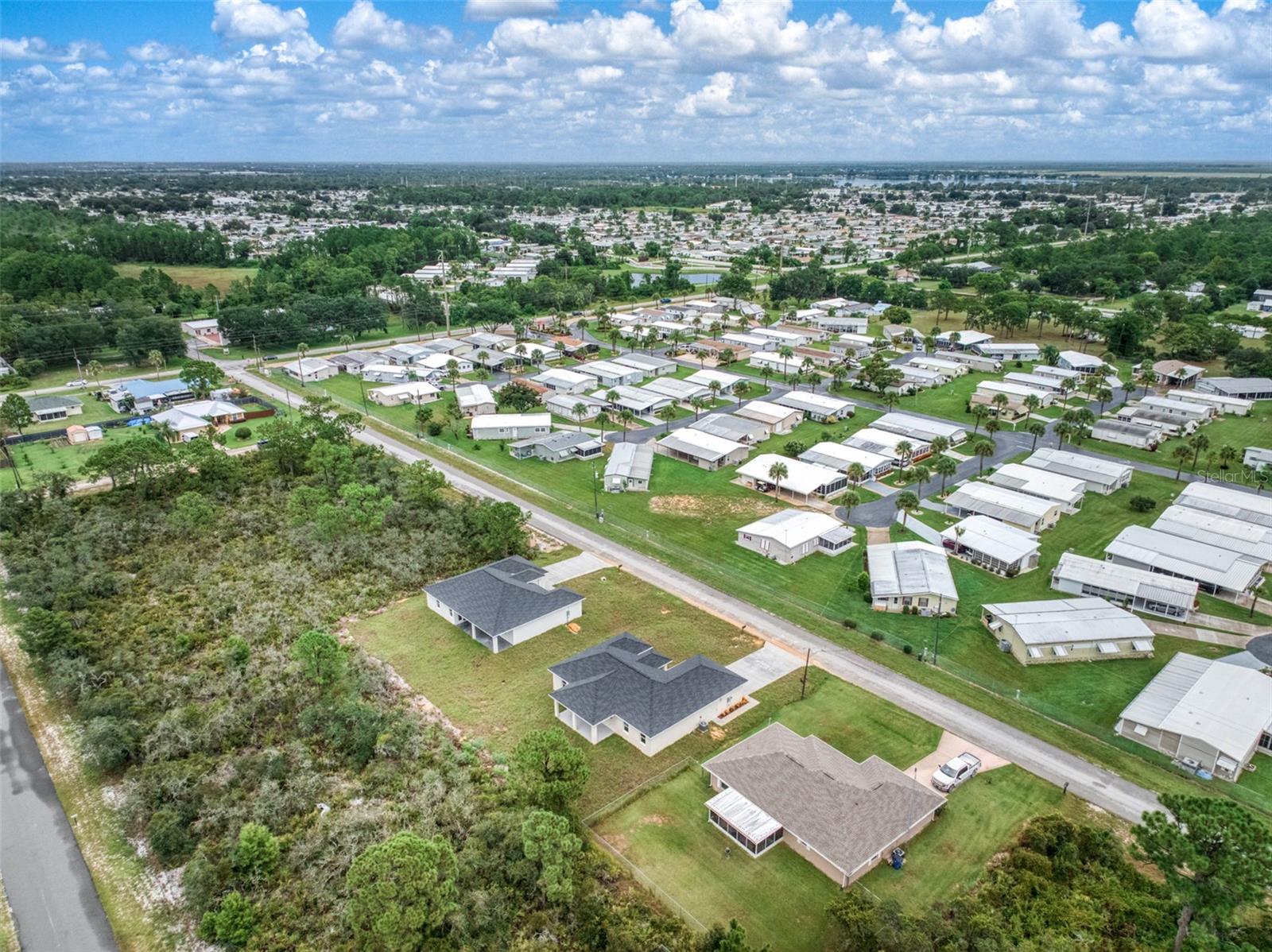 SEBRING COUNTRY ESTATE SEC 03 - Residential
