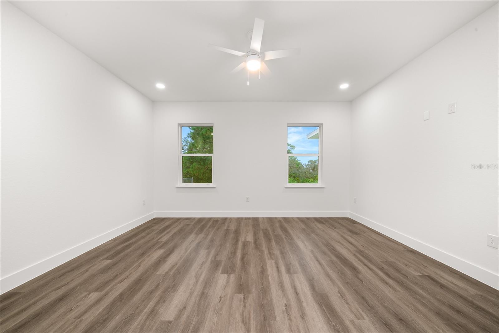 SEBRING COUNTRY ESTATE SEC 03 - Residential
