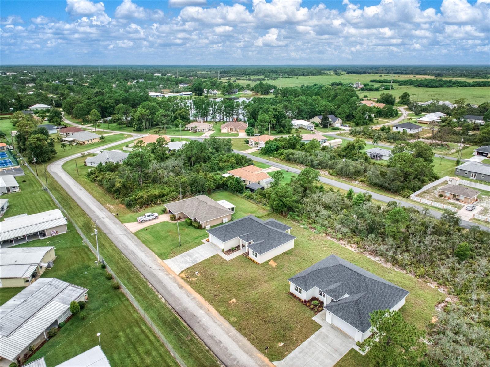 SEBRING COUNTRY ESTATE SEC 03 - Residential