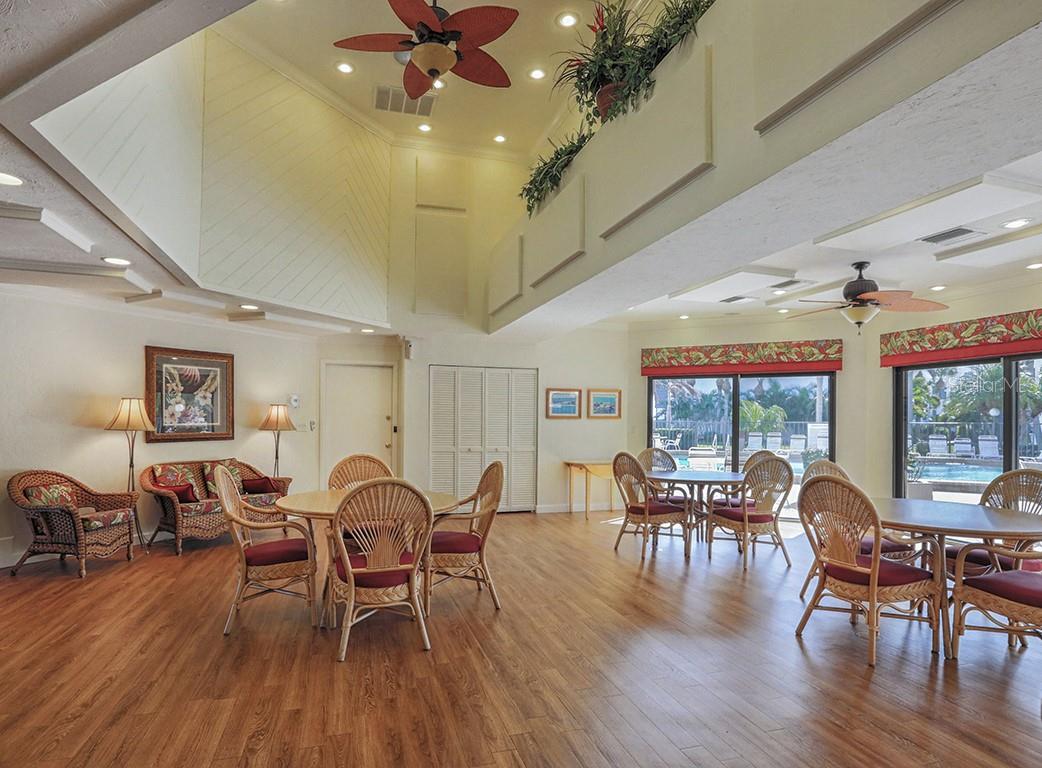 TAMARIND GULF & BAY BLDG D-1 - Residential