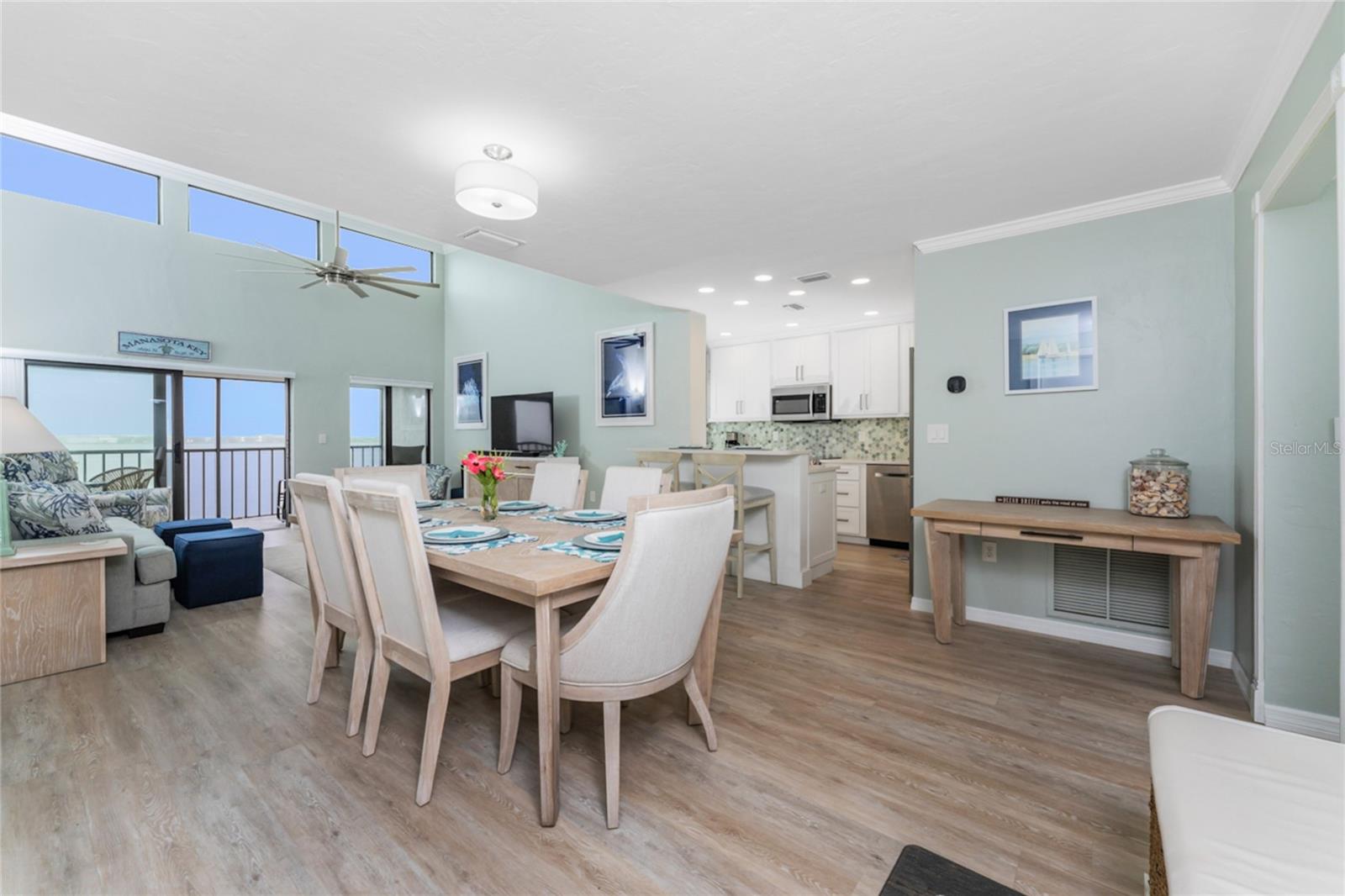 TAMARIND GULF & BAY BLDG D-1 - Residential