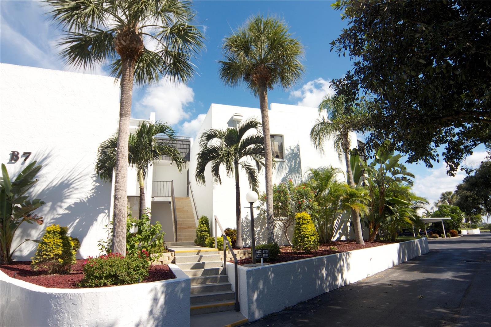 TAMARIND GULF & BAY BLDG D-1 - Residential