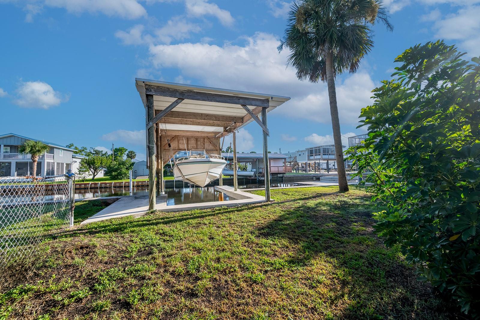 SUWANNEE SHORES ADD - Residential