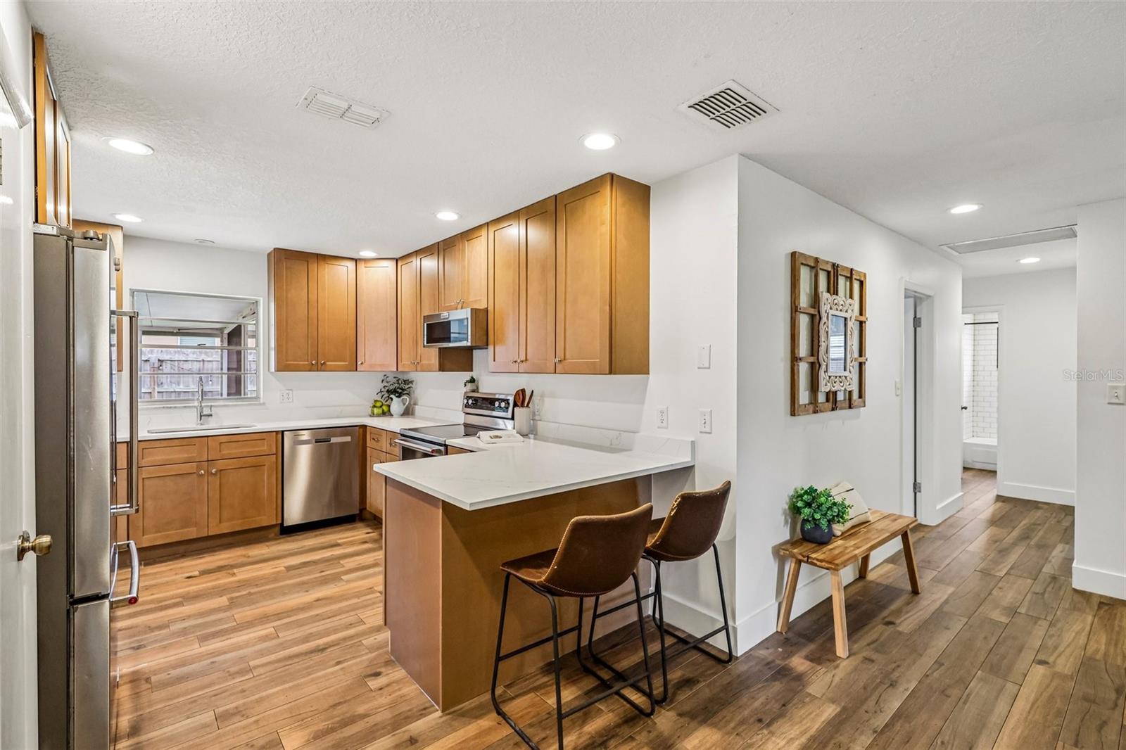 1519 GLASTONBERRY ROAD
