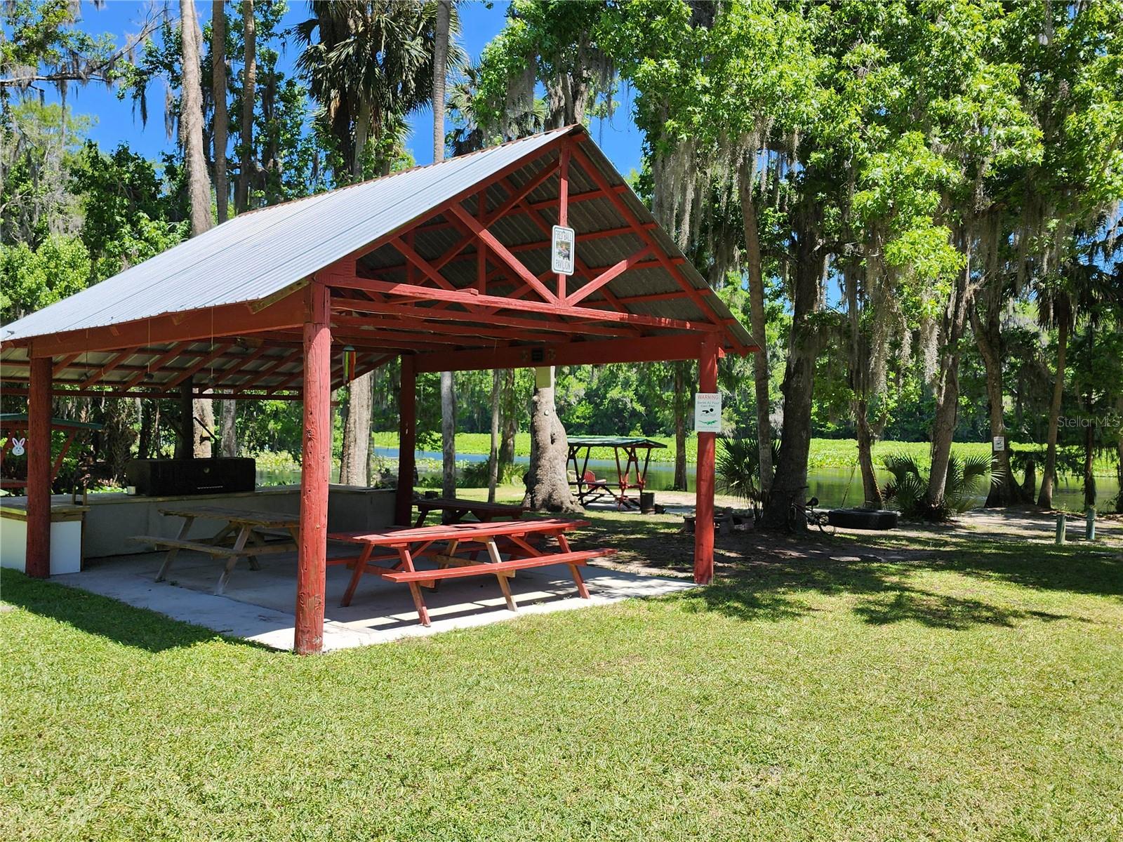 WEKIVA RIVER ACRES - Residential