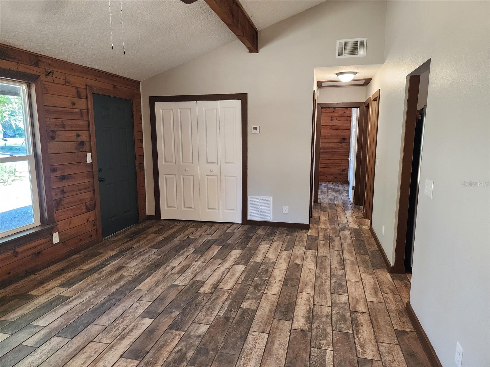 WEKIVA RIVER ACRES - Residential