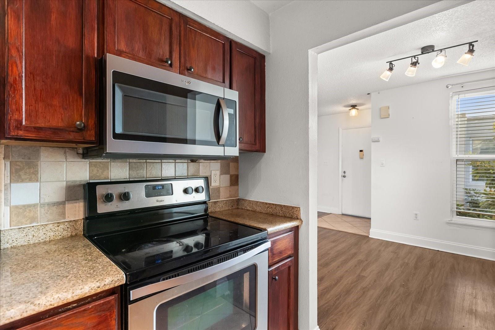 ROYAL ARMS CONDO - Residential Lease