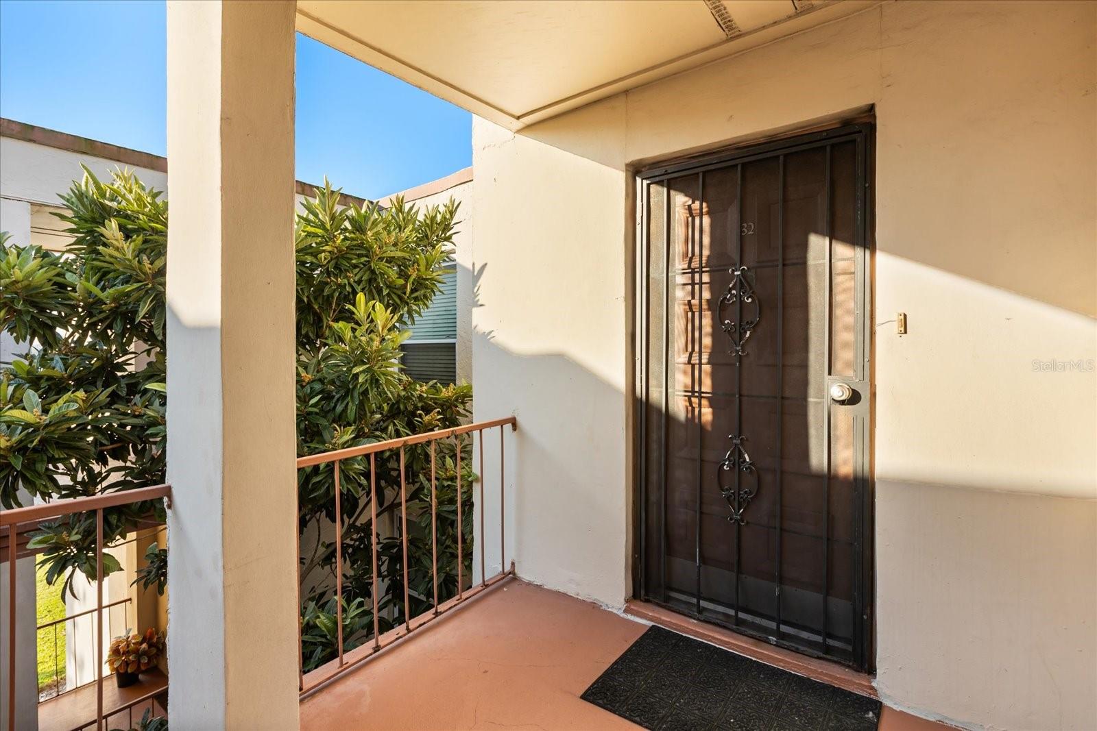 ROYAL ARMS CONDO - Residential Lease