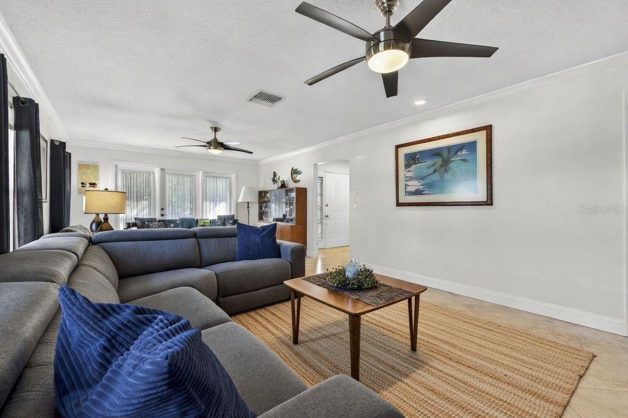 WATERMARK CONDO - Residential